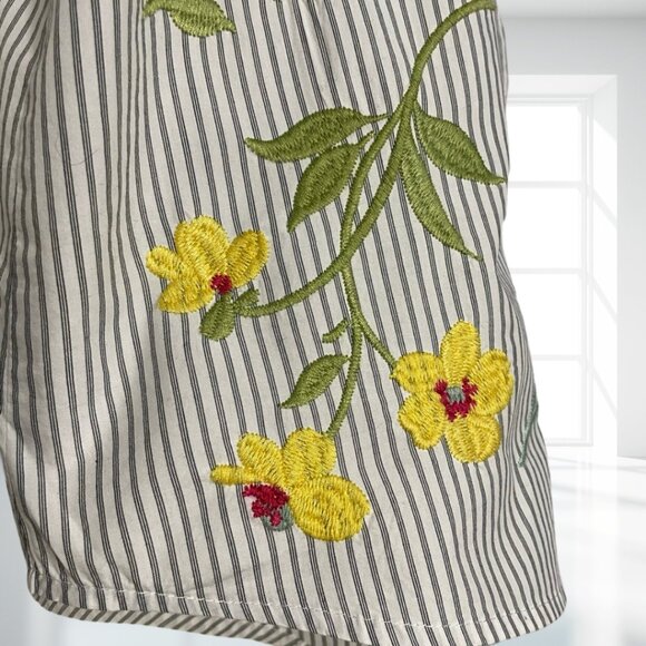 Johnny Was Evangeline Smocked Stripe Blouse M Lisbon Floral Embroidered W18524-3 - Picture 8 of 16